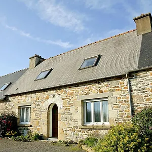Holiday Poul Ar Born Trezeny
