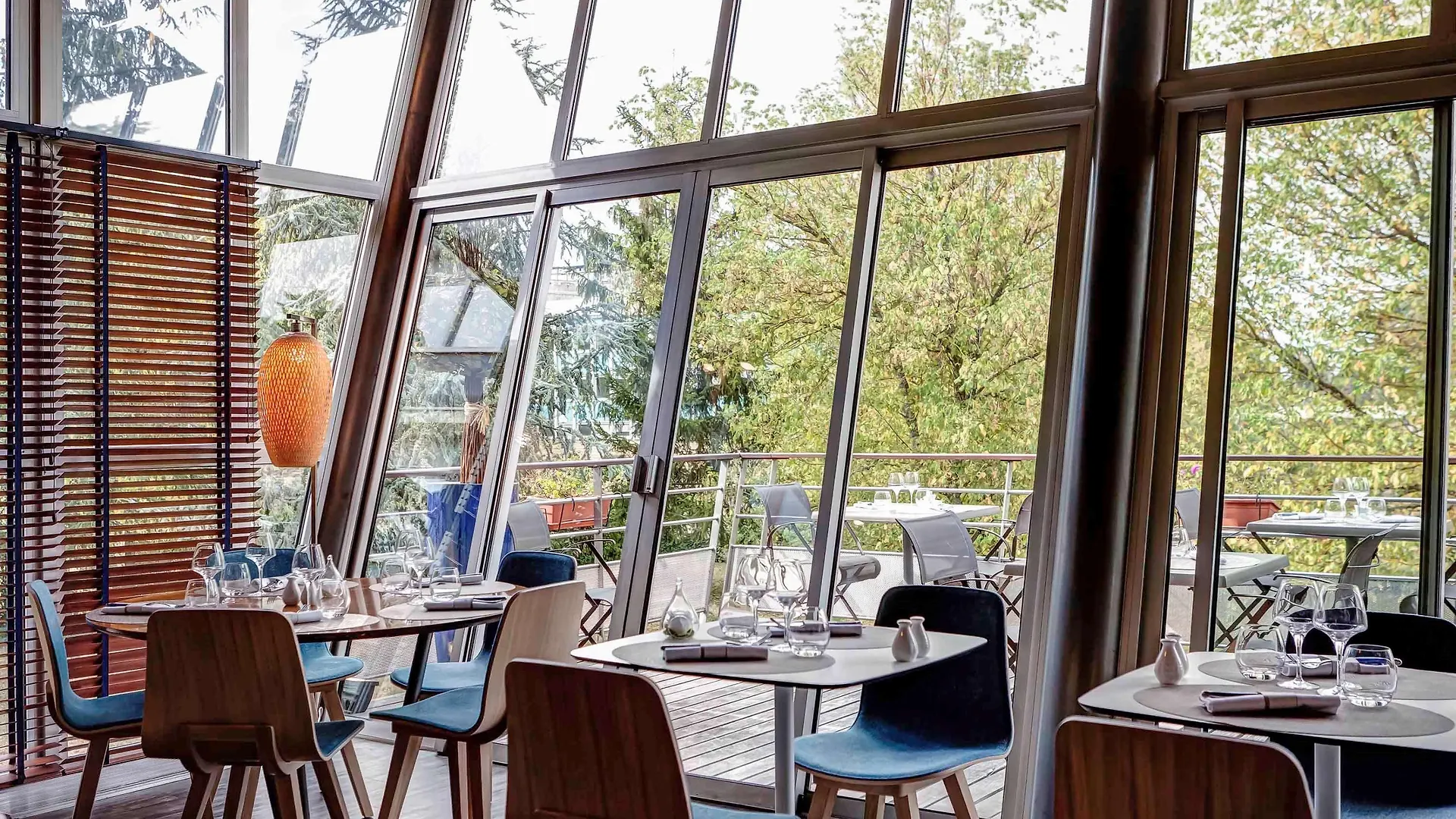 Mercure Lyon Charbonnieres France