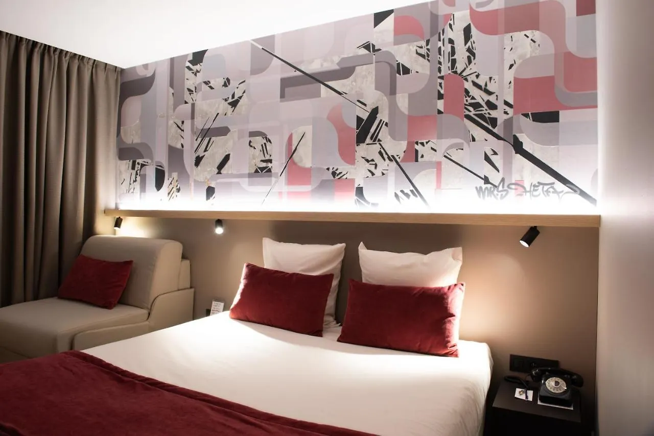 **** Hotel Mercure Lyon Charbonnieres France